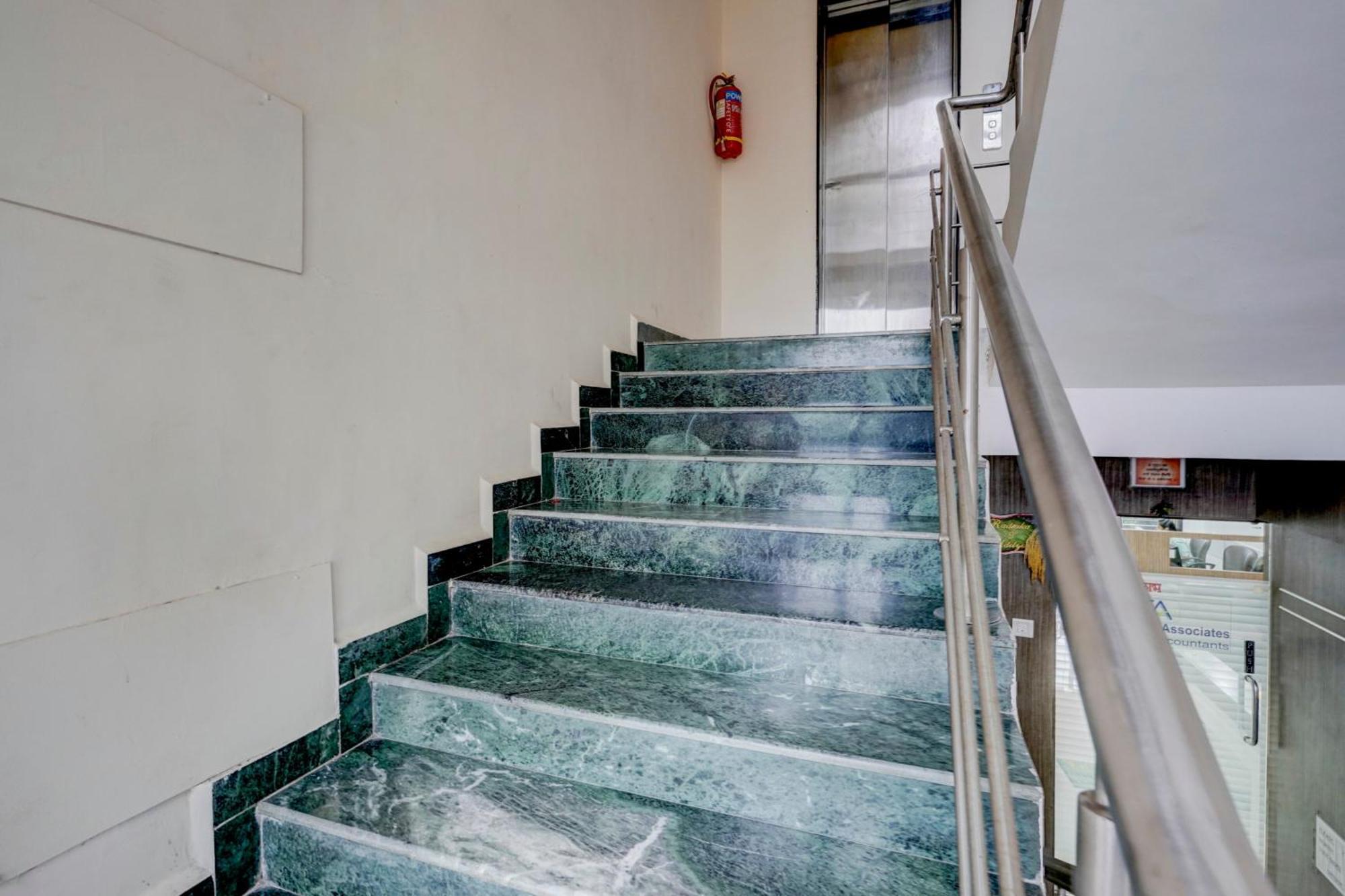 Rio Corporate House Otel Mumbai Dış mekan fotoğraf